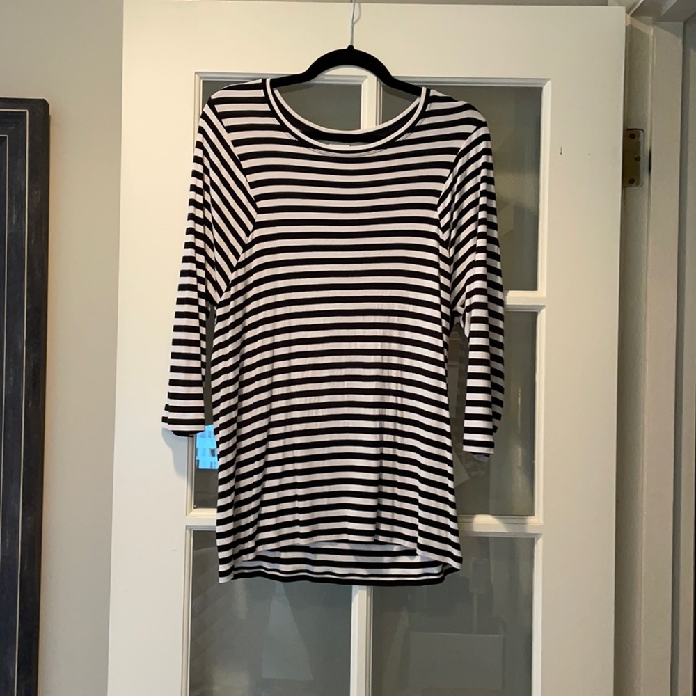 Cabi Bistro Tee